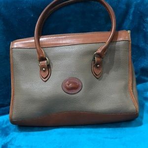 Dooney and Bourke purse💯Authentic